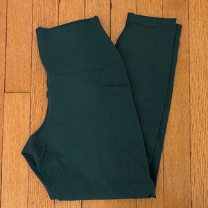 Cropped Green Leggings